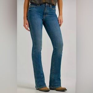 Lainey Wilson Wrangler Boot Cut Jeans